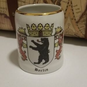 Schedel Bavaria Gold Trim Berlin Tea Coffee Mug